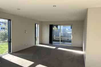 51 Dow Square, Wigram