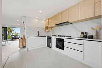 9B Doughty Place, Otara