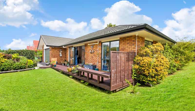 52 Wattle Farm Road, Wattle Downs