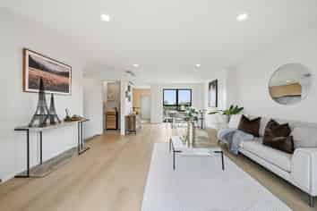 9A Doughty Place, Otara