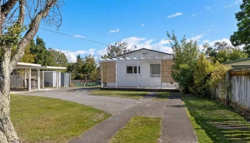 27 Oxford Street, Masterton