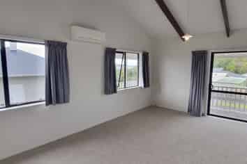 4 Mayfair Place, Westown