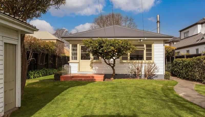 52 Paparoa St, Papanui