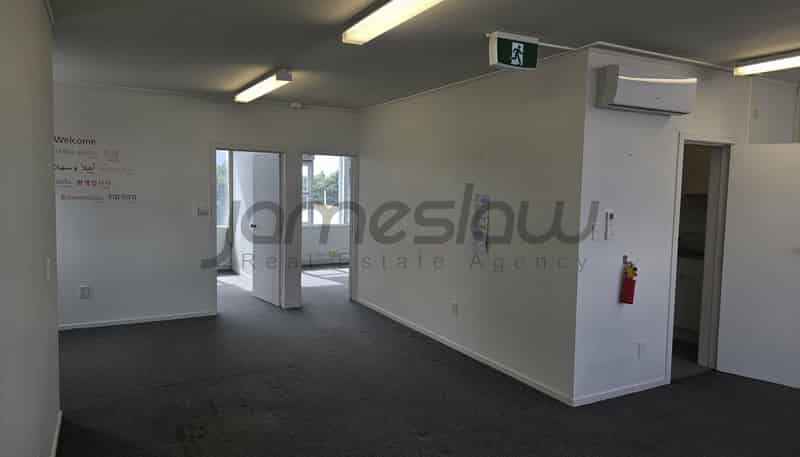 First Floo/424 Lake Road, Takapuna