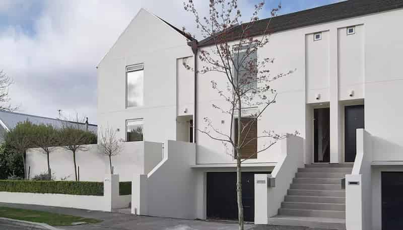 8 Cheltenham Street, Merivale