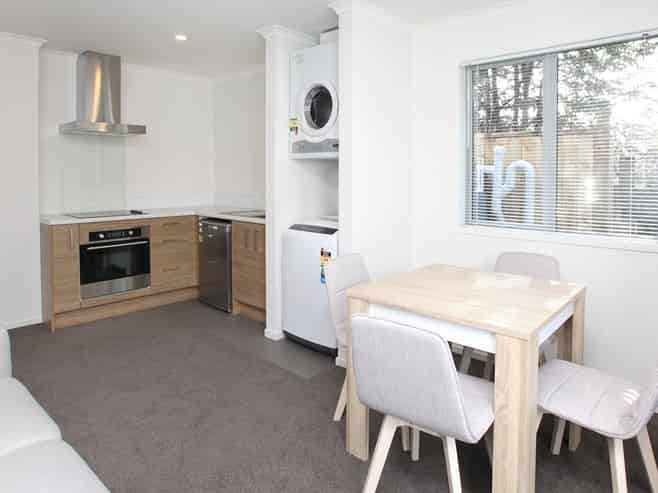 2A/29 Normandy Avenue, Melville