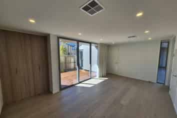 2/23 Webb Street, Merivale