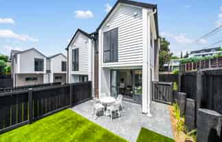 36A McRae Road, Mount Wellington