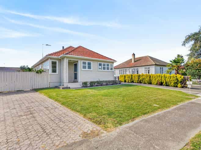 4 Russell Road, Marewa