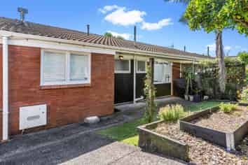 1B De Val Drive, New Lynn