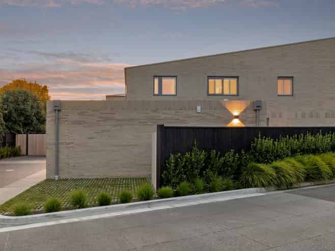 1/88B Hinau Street, Fendalton