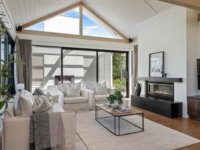 23 East Stream Lane, Clearwater, Northwood