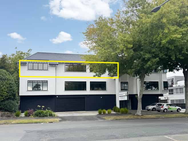 SEEKING OFFICE/MEDICAL TENANT