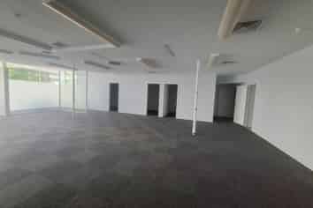 LINCOLN ROAD PRIME POSITION