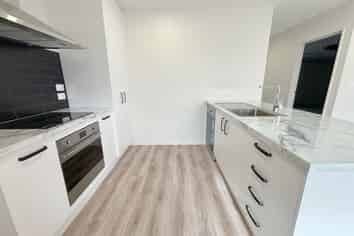 24 Mehrtens Crescent, Woodend