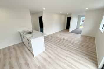 24 Mehrtens Crescent, Woodend