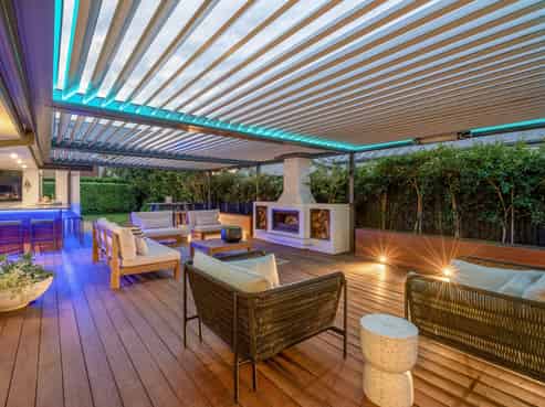 2 Waterstock Way, Parklands