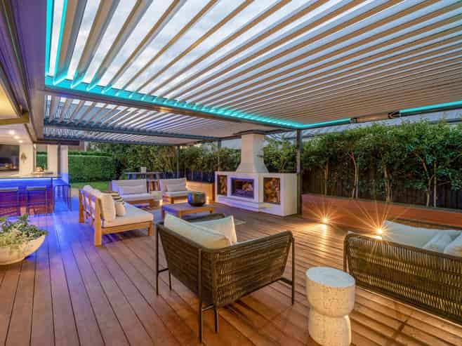 2 Waterstock Way, Parklands