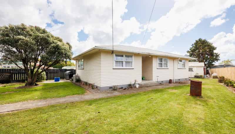 35 Stout Street, Shannon