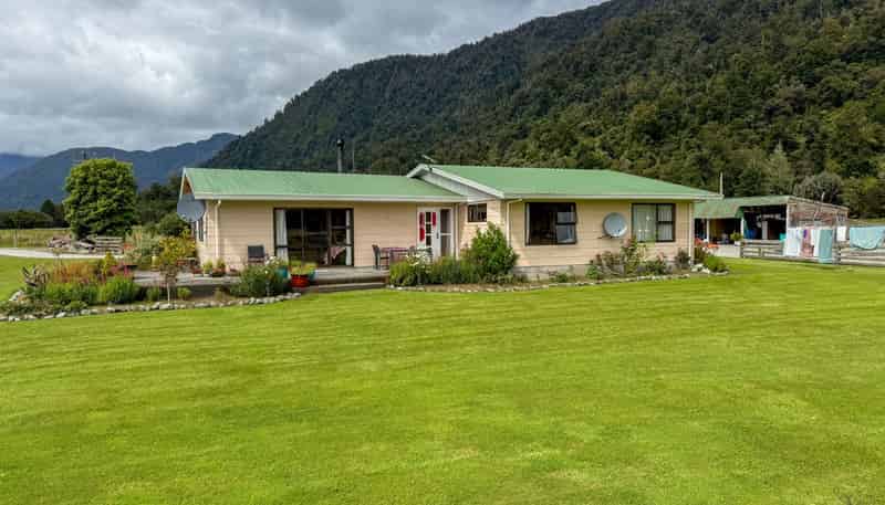221 Docherty Creek Rd and Waiho Flat Road , Franz Josef Glacier