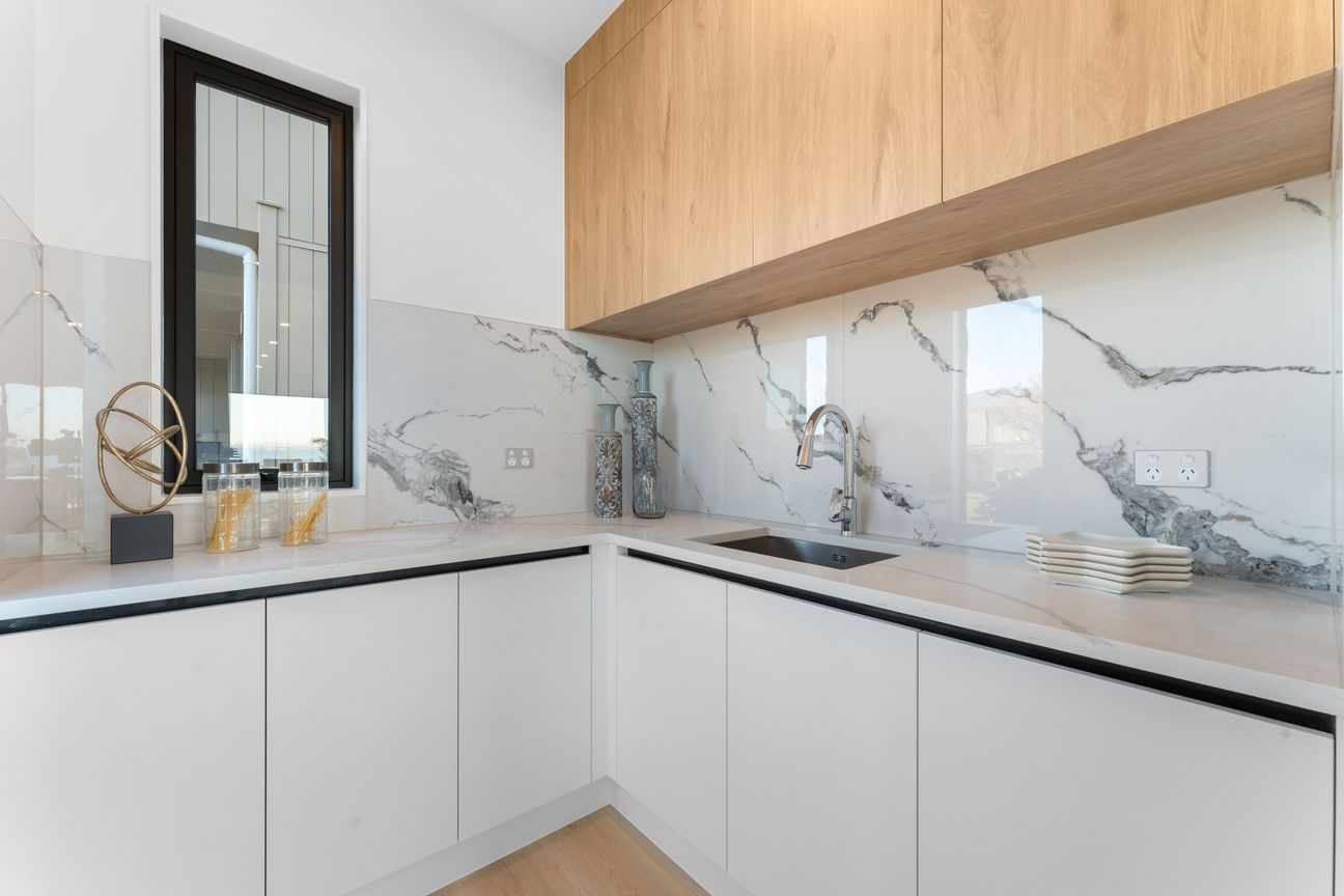 Elevated Coastal Living - Mehr
