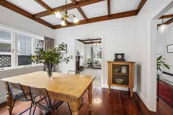 15 Duders Avenue, Devonport