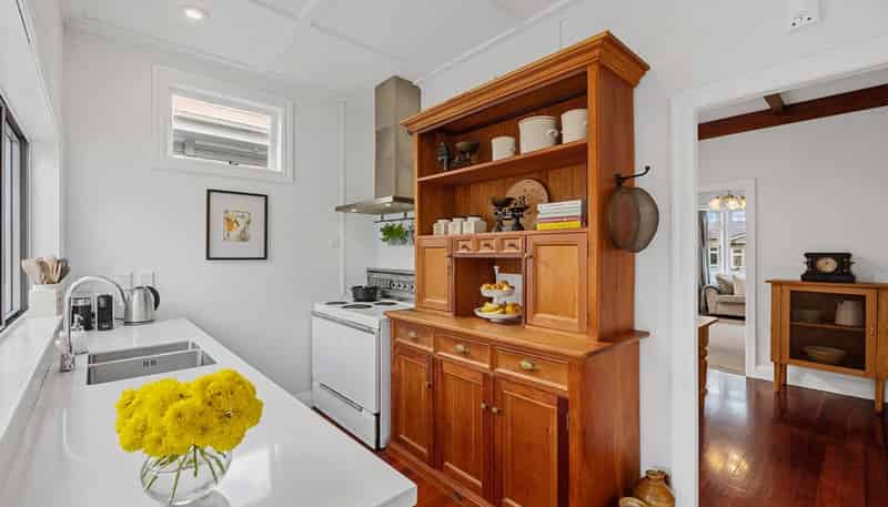 15 Duders Avenue, Devonport