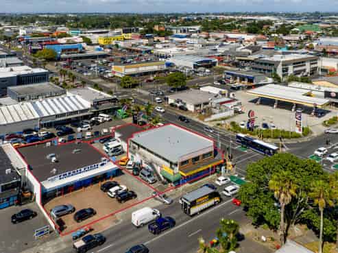 Landmark Otahuhu holding: Three adjoining titles