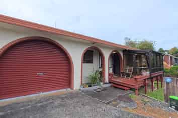 2/36 Stranolar Drive, Mount Roskill