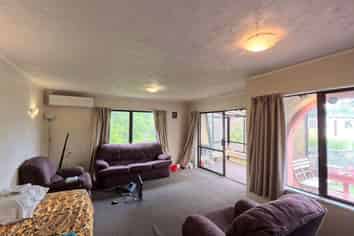 2/36 Stranolar Drive, Mount Roskill