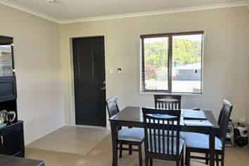 4 Diamond Grove, Brown Owl