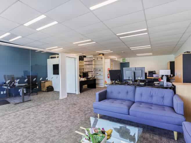 Inviting Level 1 Tenancy in Ferrymead's Heart