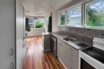 18 Slacks Road, Awapuni