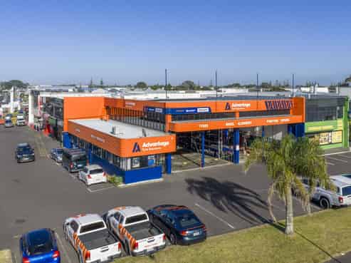 Strategic Manukau corner with future control