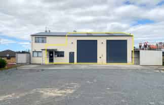 Excellent Small Workshop Space with Generous Yard