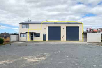 Excellent Small Workshop Space with Generous Yard