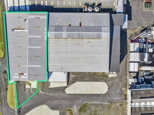 CBRE | Cost-Effective + Flexible Lease Terms