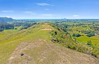 9 Kāhu Lane, Matata