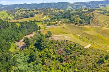 9 Kāhu Lane, Matata