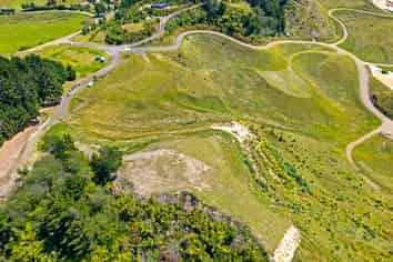 9 Kāhu Lane, Matata