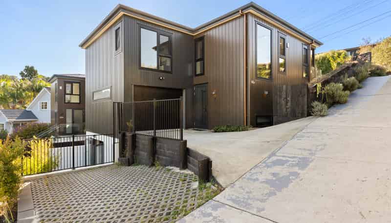 48A Peter Terrace, Castor Bay