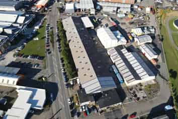 Adaptable Warehouse Space