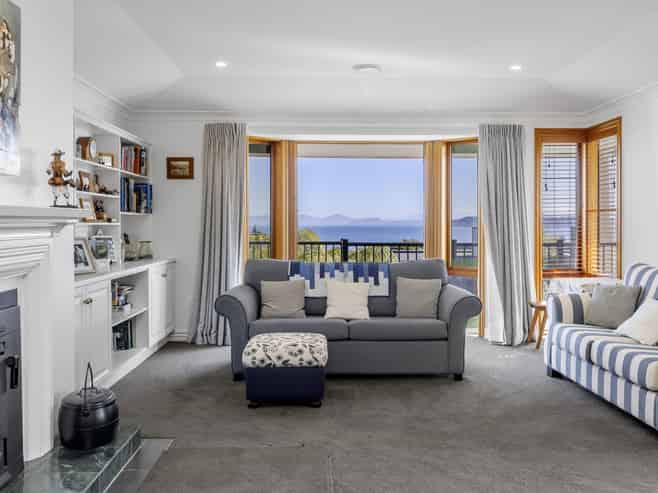 2/70 Harvey Street, Waipahihi