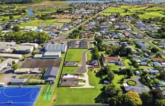 39  Beach Road (Lot 6,17,101 and 200), Katikati