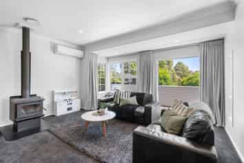 4 Burnbrae Street, Saint Martins