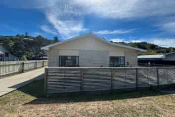 48 Washington Road, Washington Valley