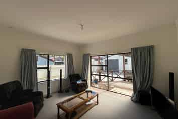 48 Washington Road, Washington Valley