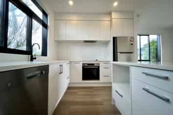 1/22 James Laurie Street, Henderson