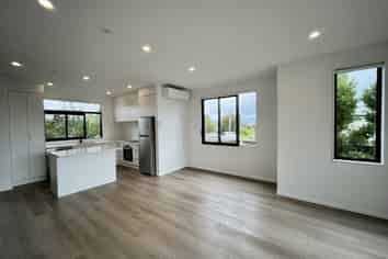 1/22 James Laurie Street, Henderson