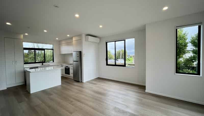 1/22 James Laurie Street, Henderson